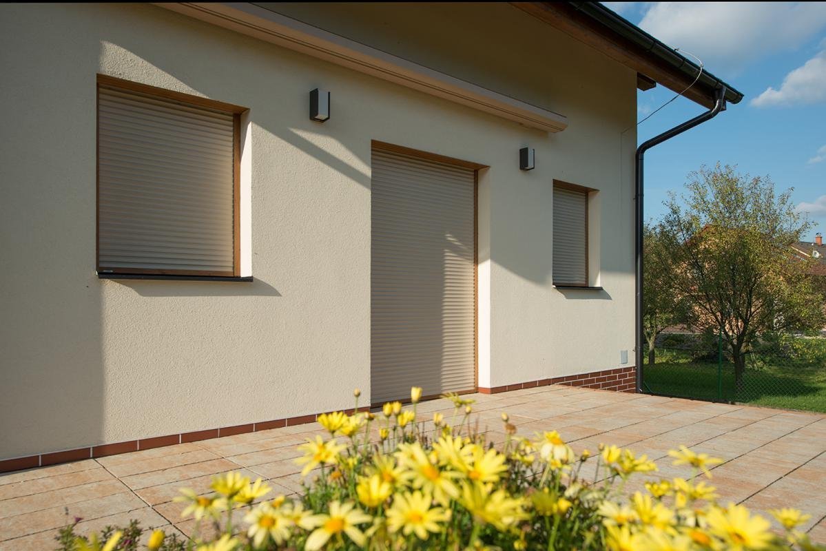 rolety_s_nadokennim_boxem