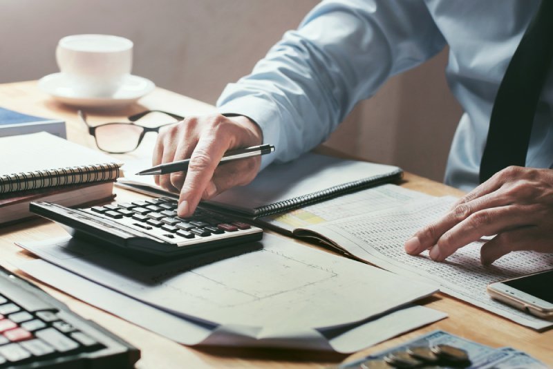 Obchodník se s vámi spojí, abyste dořešili technické specifikace a finalizovali cenu Obchodník se s vámi spojí, abyste dořešili technické specifikace a finalizovali cenu